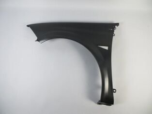 7701477186 - RENAULT MEGANE- 2- 03/09; ÖN ÇAMURLUK DELİKLİ SOL SİYAH PLASTİK (EUROBUMP)