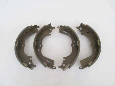 04495-26230 - TOYOTA HILUX- PICK UP LN145- 98/01; ARKA FREN PABUCU KALIN TİP (135X55) (DAIWA)