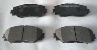 04465-02240 - TOYOTA AURIS- 07/10; ÖN FREN BALATASI BENZİNLİ TİP (DİSK)(139,1X50,6X17,5) (DAIWA)